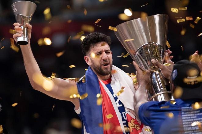 某队在保留 某队在保留